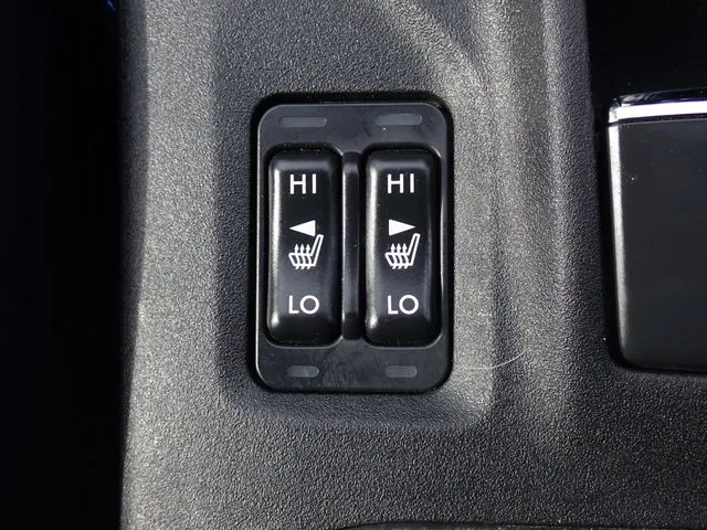 SUBARU XV ハイブリッド(スバル)の車両写真