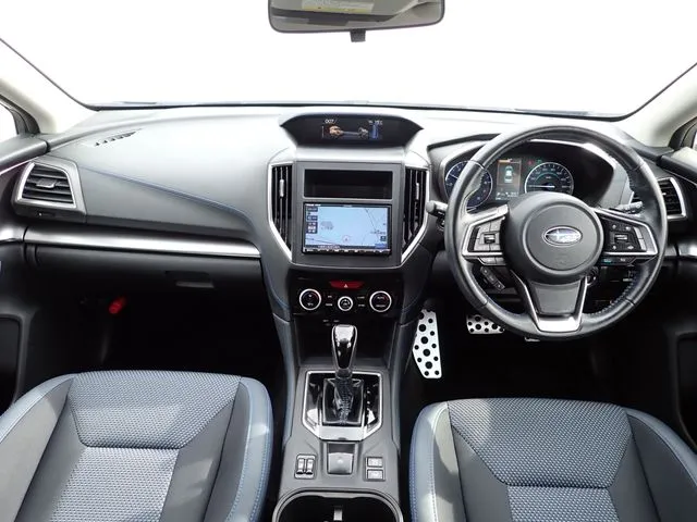 SUBARU XV ハイブリッド(スバル)の車両写真