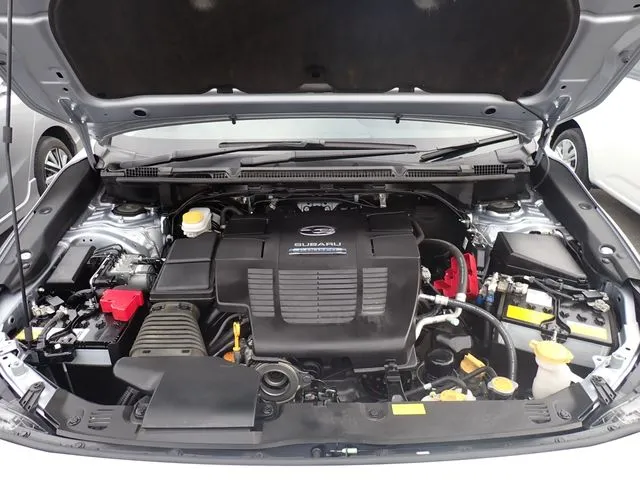 SUBARU XV ハイブリッド(スバル)の車両写真