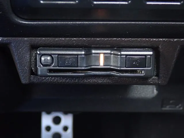 SUBARU XV ハイブリッド(スバル)の車両写真