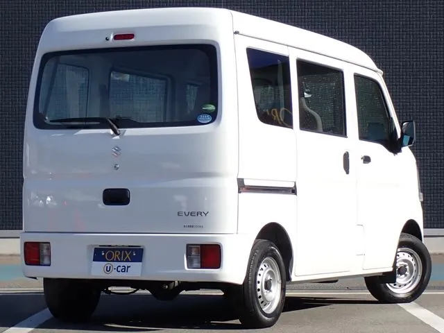 エブリイバン(スズキ)の車両写真