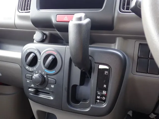 エブリイバン(スズキ)の車両写真