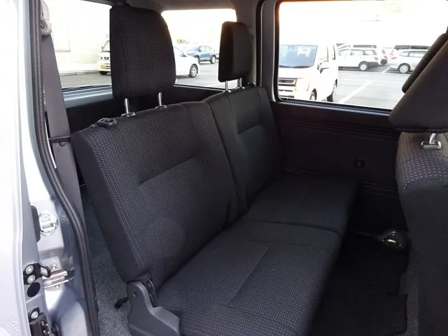 ハイゼットカーゴ（ダイハツ）の車両写真