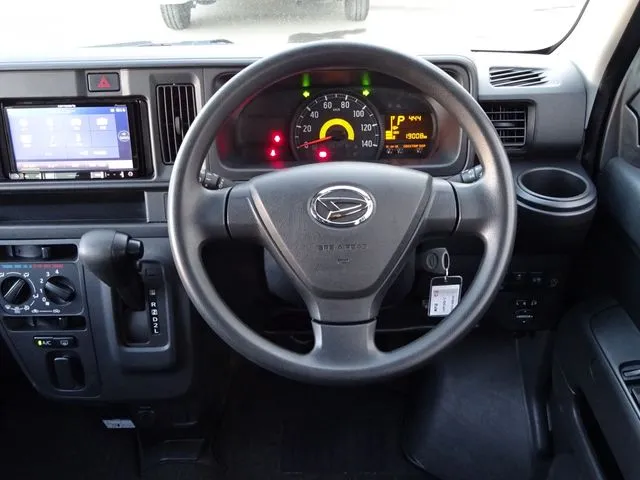 ハイゼットカーゴ（ダイハツ）の車両写真