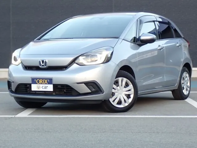 フィット　ｅ：ＨＥＶ（ホンダ）の車両写真