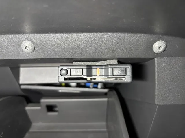 ニッサン　ノート　４ＷＤ