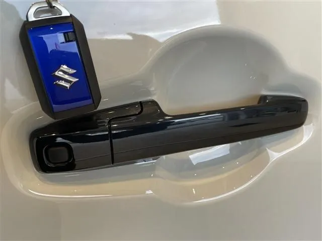 スズキ　ハスラー