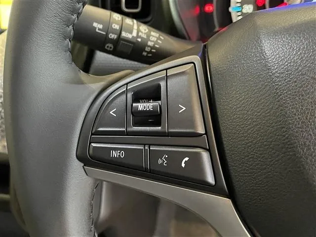 スズキ　ハスラー