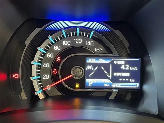 スズキ　ハスラー