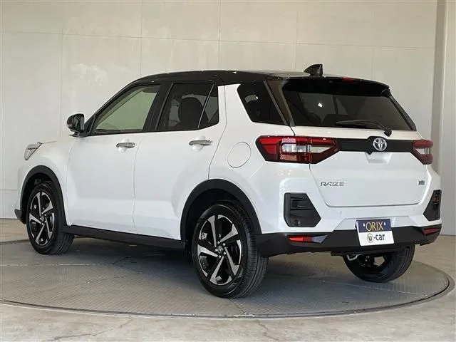 トヨタ　ライズ　ハイブリッド