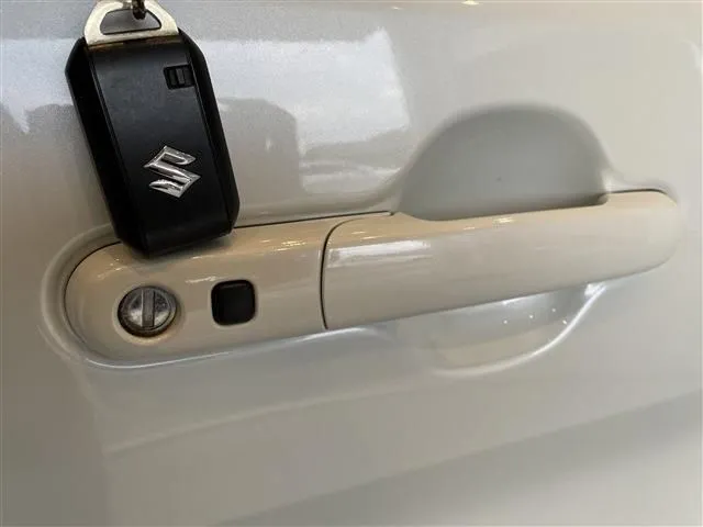 スズキ　ソリオ