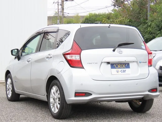 ニッサン　ノート