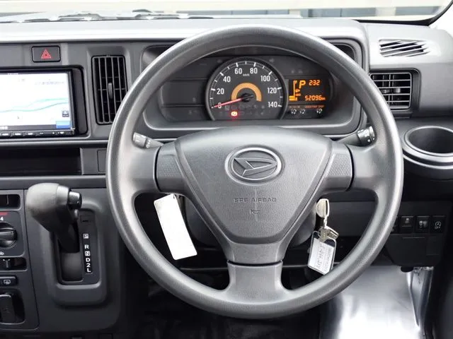 ハイゼットカーゴ（ダイハツ）の車両写真