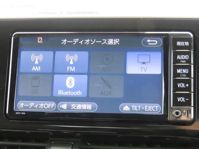 トヨタ　Ｃ－ＨＲ　４ＷＤ