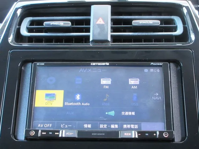 トヨタ プリウス