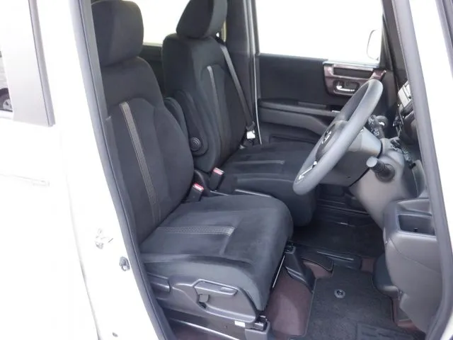 ホンダ N BOX カスタム