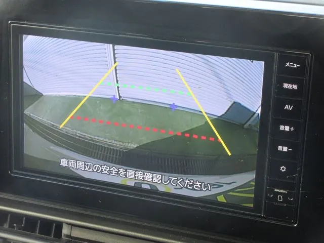 ニッサン　セレナ　４ＷＤ