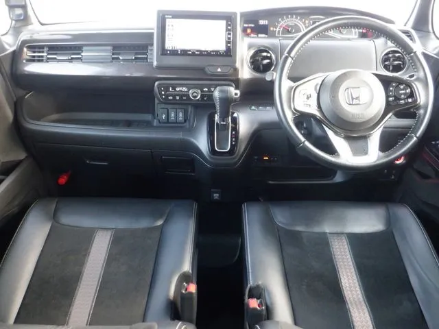 ホンダ　Ｎ　ＢＯＸ　カスタム