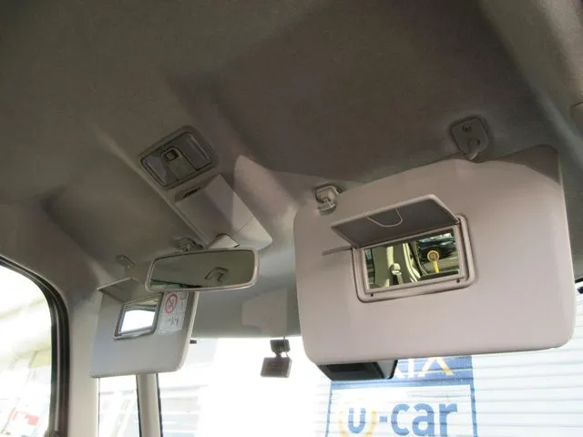 タント 4WD(ダイハツ)の車両写真