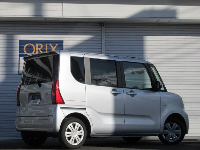 タント 4WD(ダイハツ)の車両写真