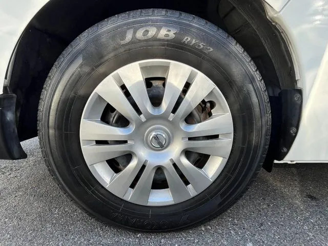 ＮＶ３５０キャラバン　１．２５ｔ（ニッサン）の車両写真