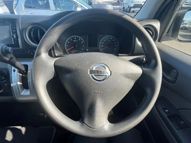 ＮＶ３５０キャラバン　１．２５ｔ（ニッサン）の車両写真