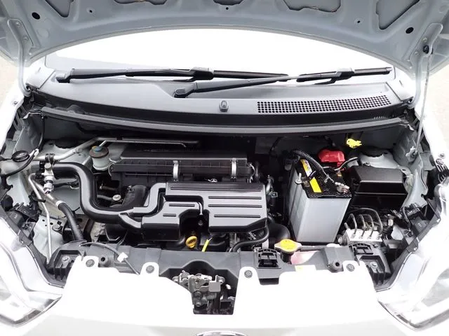 ミラ　イース（ダイハツ）の車両写真