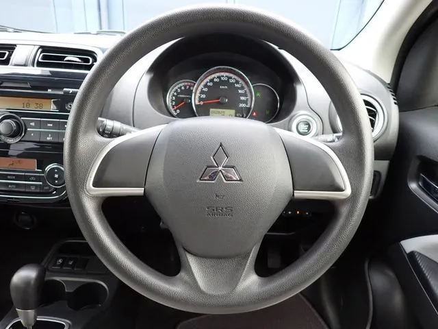 ミラージュＨＢ（ミツビシ）の車両写真