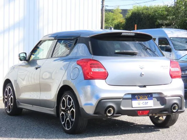 スズキ　スイフト