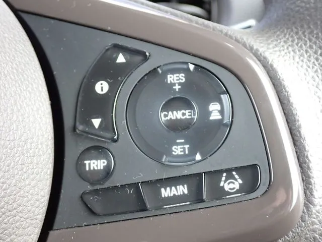 N BOX(ホンダ)の車両写真