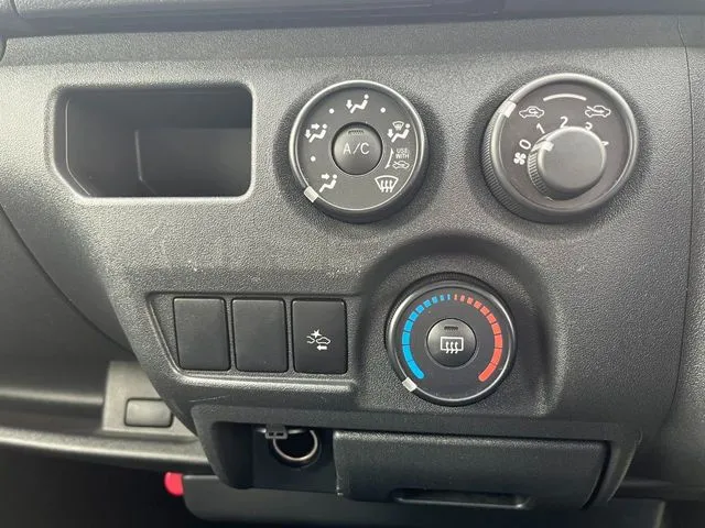ハイエースバン　１．２５ｔ　２ＷＤ（トヨタ）の車両写真
