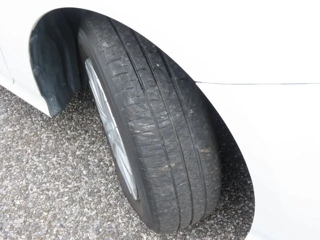 プリウス（トヨタ）の車両写真