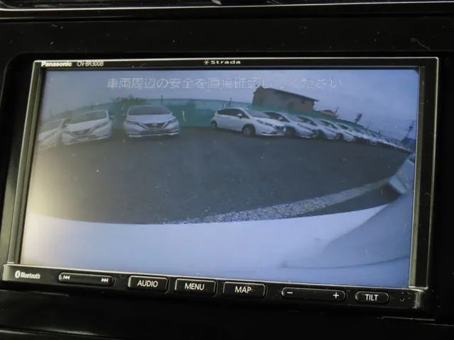 プリウス（トヨタ）の車両写真