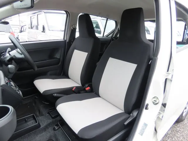 ダイハツ　ミラ　イース