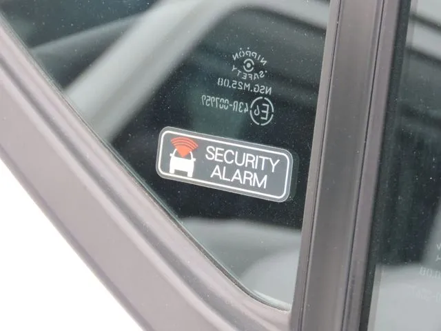 ダイハツ　ミラ　イース