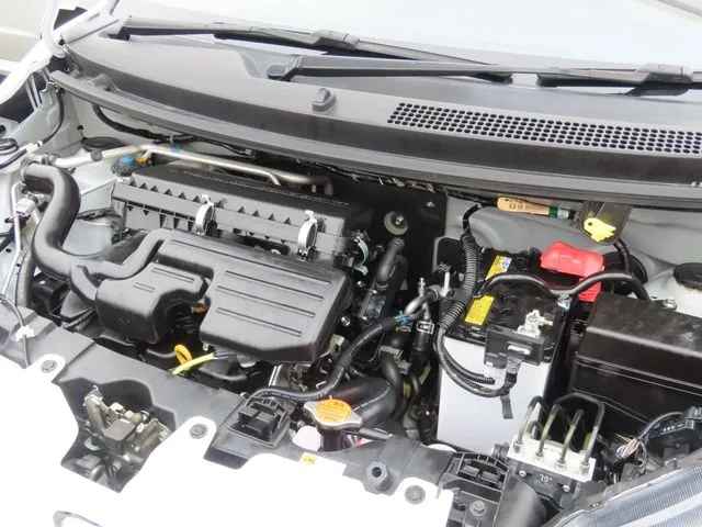 ダイハツ　ミラ　イース