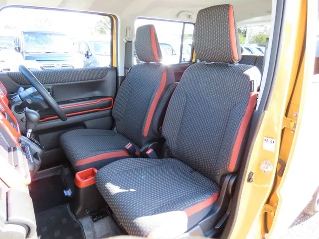 スズキ　ハスラー