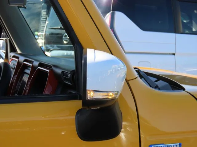 スズキ　ハスラー