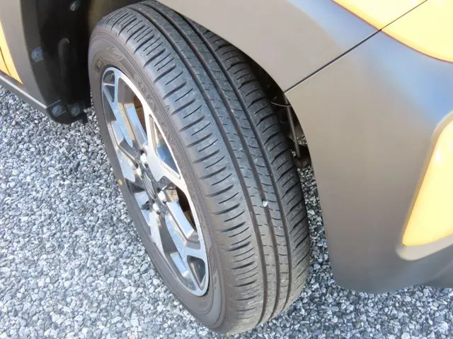 スズキ　ハスラー