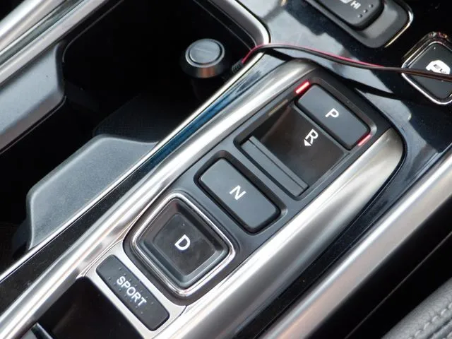 ホンダ　アコード　ハイブリッド