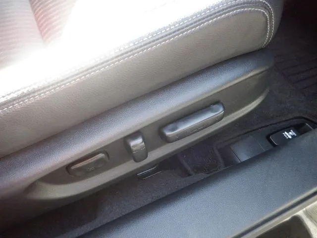 ホンダ　アコード　ハイブリッド