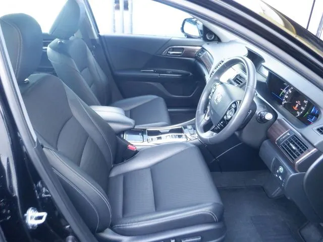 ホンダ　アコード　ハイブリッド