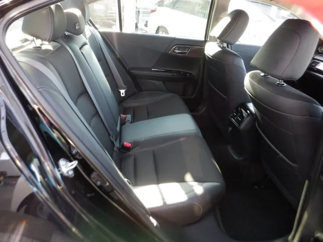 ホンダ　アコード　ハイブリッド