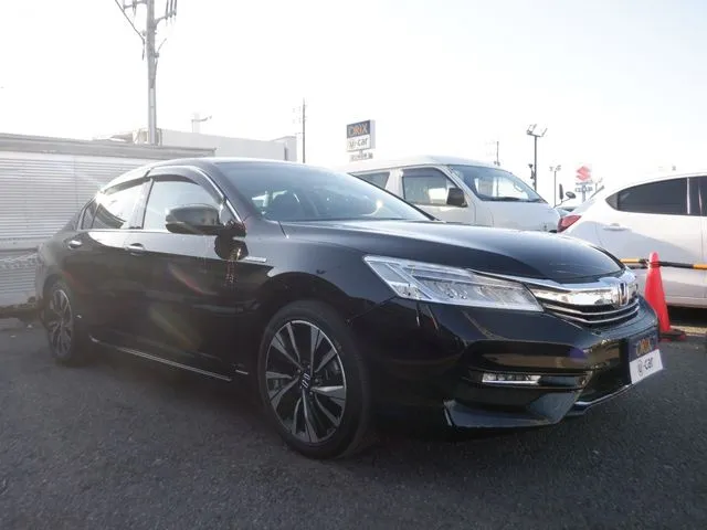 ホンダ　アコード　ハイブリッド