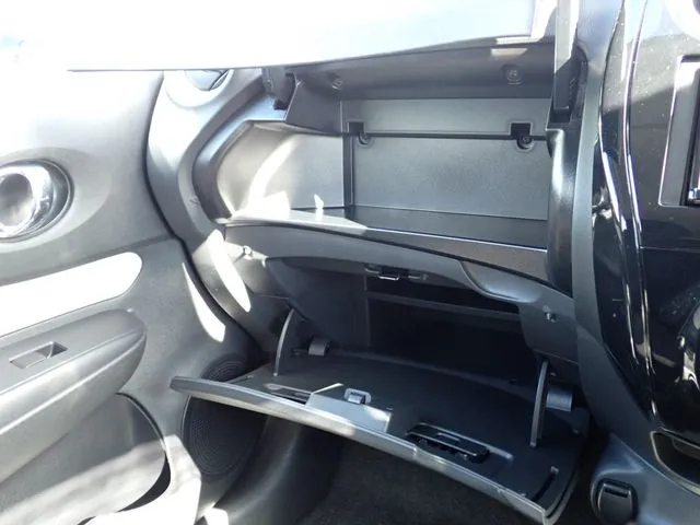 ニッサン　ノート