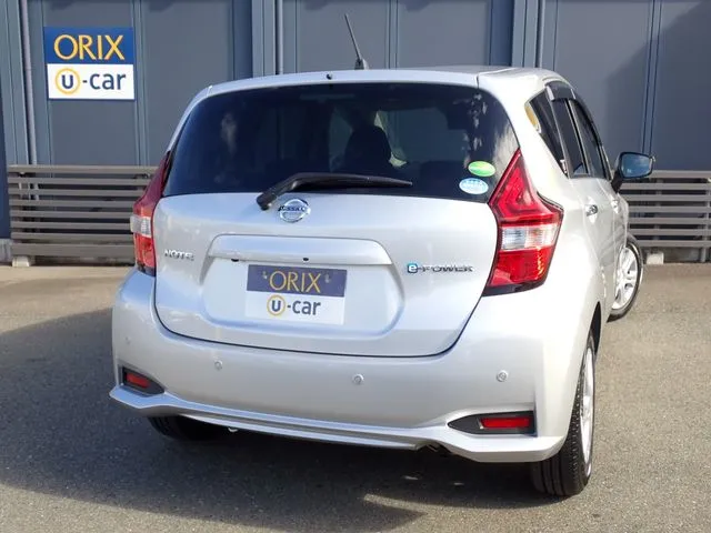 ニッサン　ノート