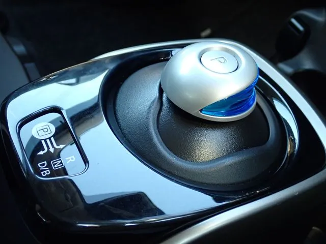 ノート（ニッサン）の車両写真