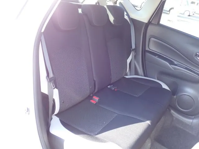 ノート（ニッサン）の車両写真