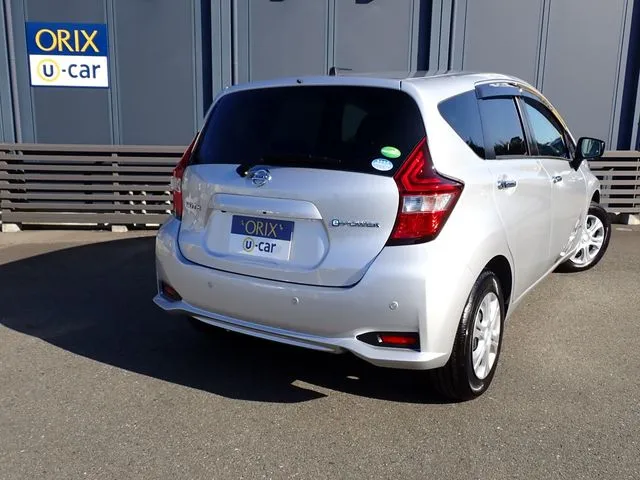 ノート（ニッサン）の車両写真