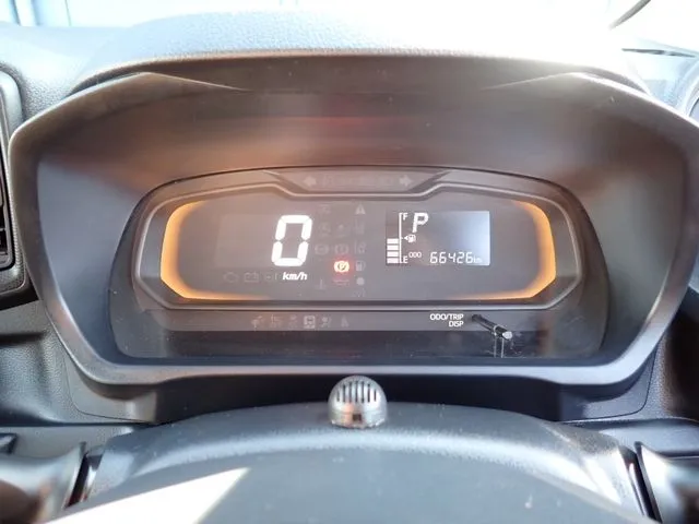 ダイハツ　ミラ　イース